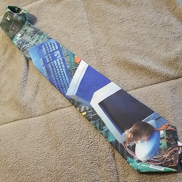 3 Computer themed ties - Picture 3 of 6